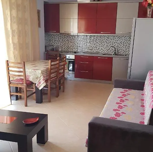 Sarrande, Big One Bedroom Apartment At The Center